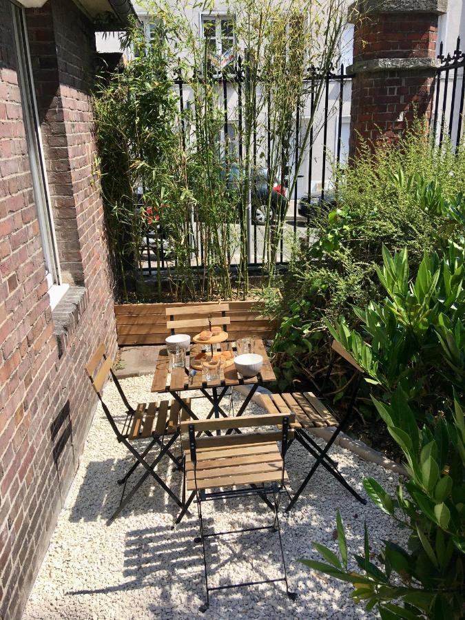 La Cabane Urbaine Et Son Jardin Rouen Extérieur photo